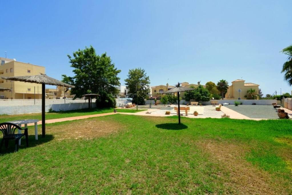 2 Bedroom House In Cabo Roig Orihuela Luaran gambar